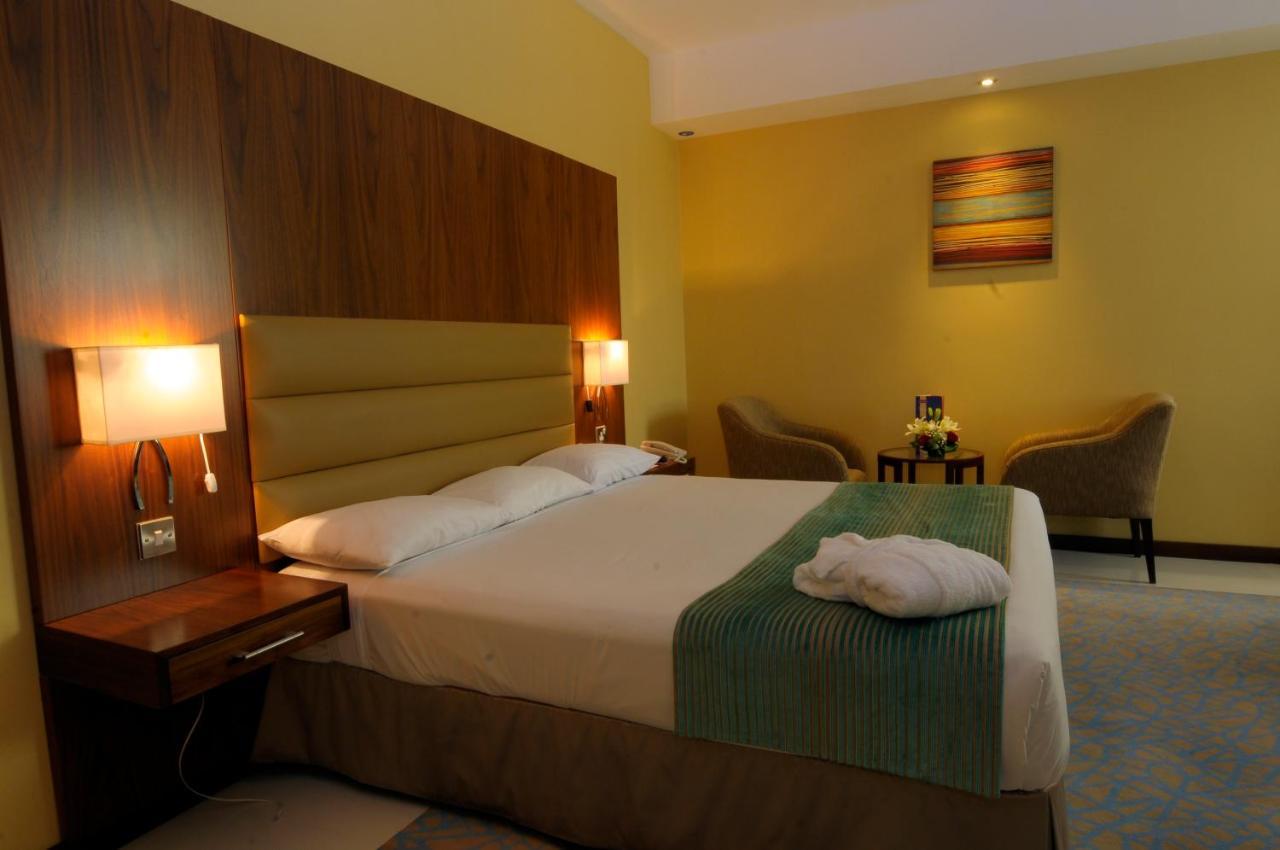 Howard Johnson By Wyndham Downtown 3* Abu Dhabi