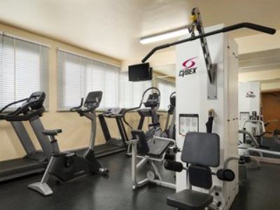 Hotel Howard Johnson By Wyndham Downtown Abu Dhabi