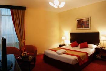 Howard Johnson By Wyndham Downtown Hotel Abu Dhabi