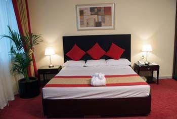 Howard Johnson By Wyndham Downtown Hotel 3*