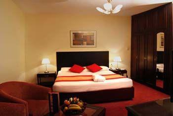 Howard Johnson By Wyndham Downtown 3*