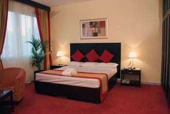 Hotel Howard Johnson By Wyndham Downtown Abu Dhabi